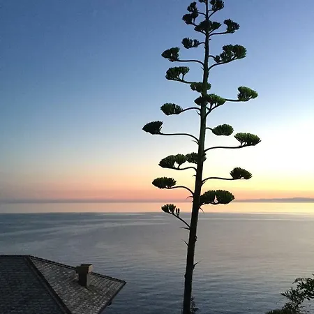 A Moneglia, Tra Portofino E Le Cinque Terre *