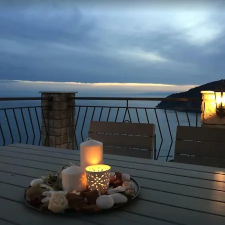 A Moneglia, Tra Portofino E Le Cinque Terre * モネーリア