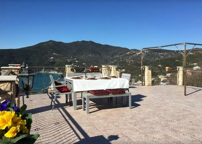 A Moneglia, Tra Portofino E Le Cinque Terre * Moneglia