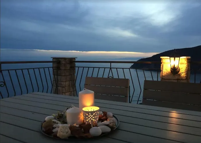 A Moneglia, Tra Portofino E Le Cinque Terre * Moneglia